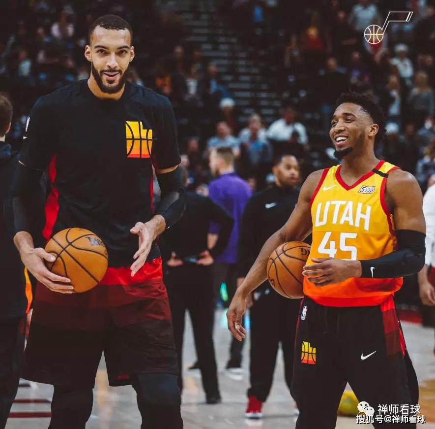 清晨布鲁克林篮网调整名单以备CBA常规赛，绝杀压哨环节打磨，话题不断，更衣室氛围转暖的简单介绍